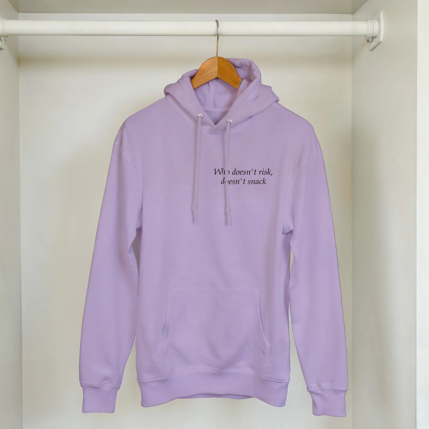 Who doesn't risk, doesn't snack - Hoodie